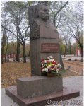 Памятник Кропивницкому в Кировограде - до реконструкции Театральной площади 